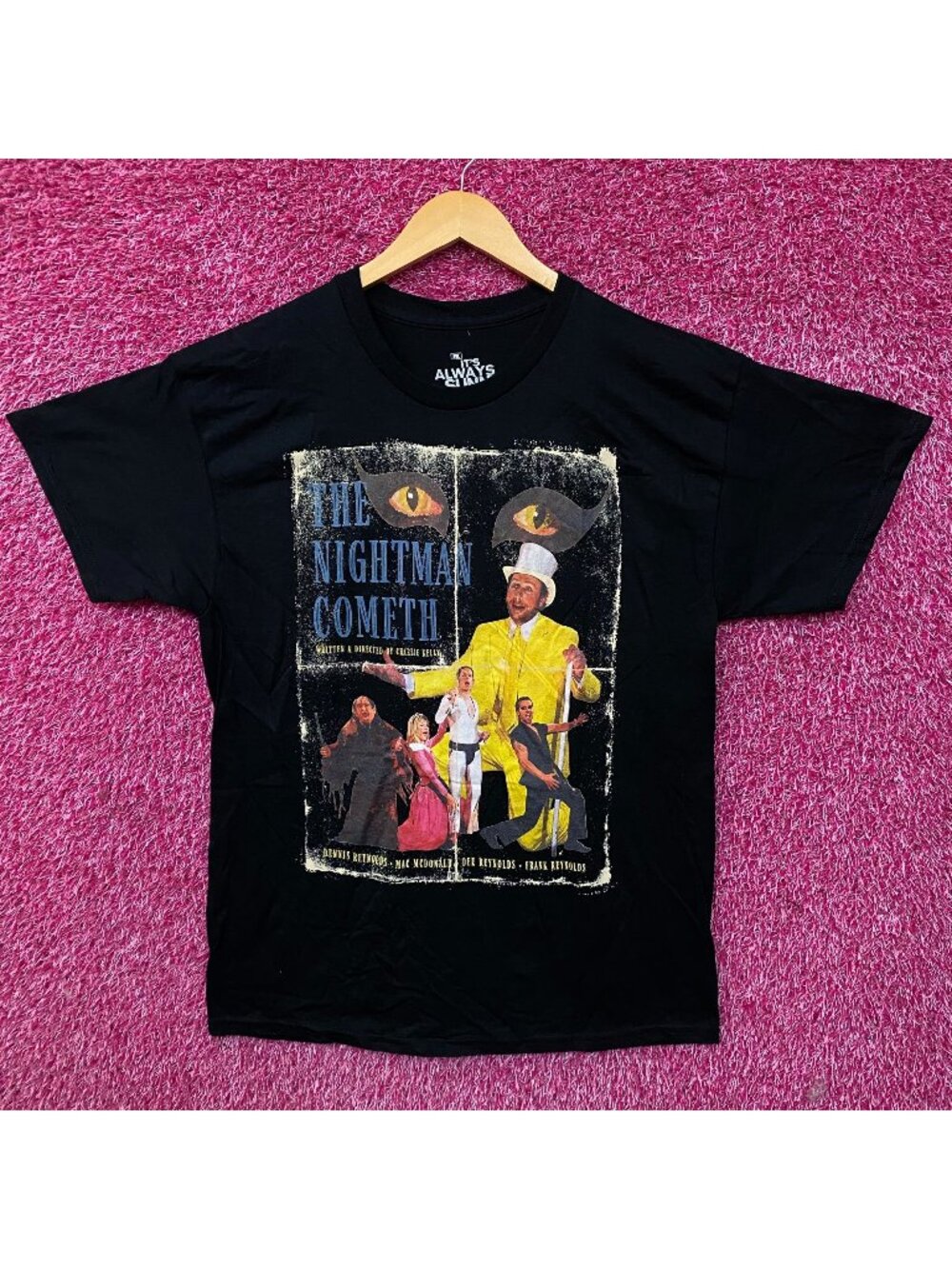It's Always Sunny in Philadelphia The Nightman Cometh Graphic T-Shirt Large